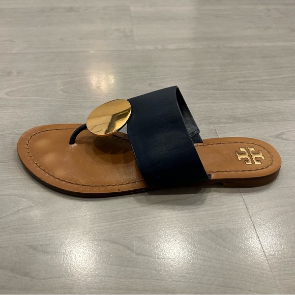 Tory Burch Navy and Tan Leather Thong Sandals with Gold Accent - Picture 5 of 8